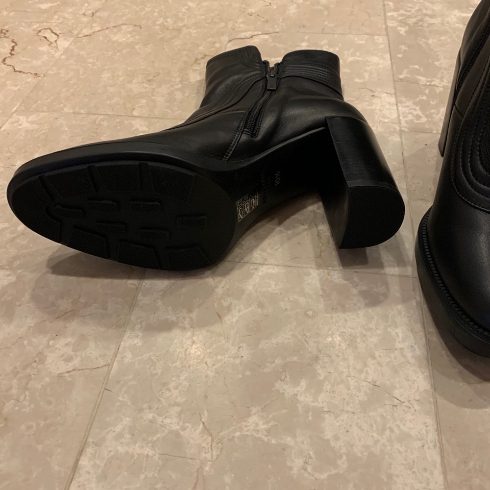 Aquatalia Illiana Leather Ankle Boots - Picture 2 of 5